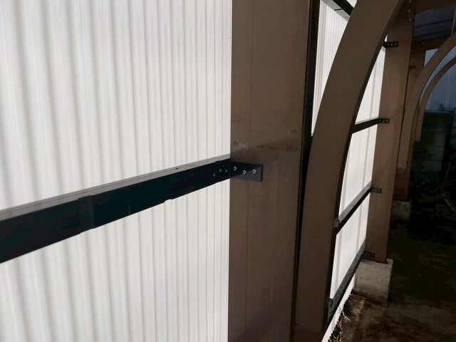 6尺のポリカ波板のサイズや用途、ホームセンターでの価格相場を紹介