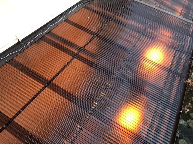 タキロンシーアイ製ポリカ波板の6尺の種類や色、価格を一挙紹介