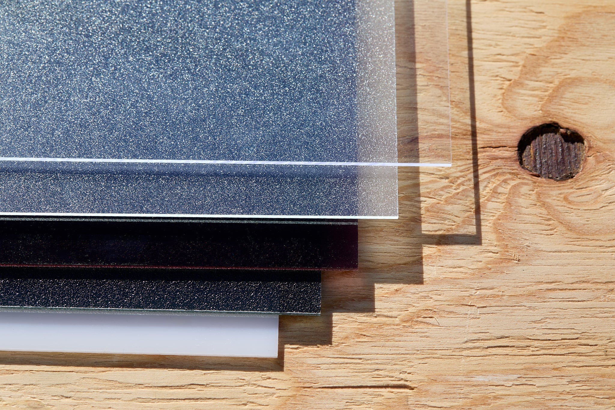 ポリカ平板はカットが必要？オーダーカットならポリカショップPRO